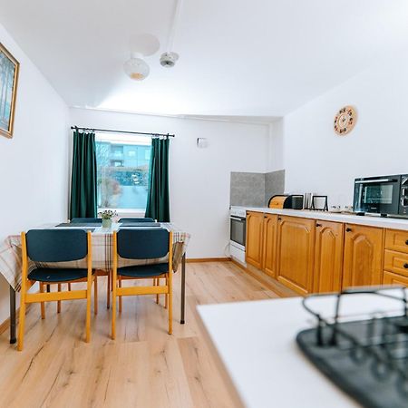 Hotel Nokling & Camping Hjelmeland 외부 사진