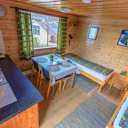 Hotel Nokling & Camping Hjelmeland 외부 사진