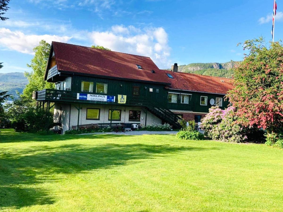 Hotel Nokling & Camping Hjelmeland 외부 사진