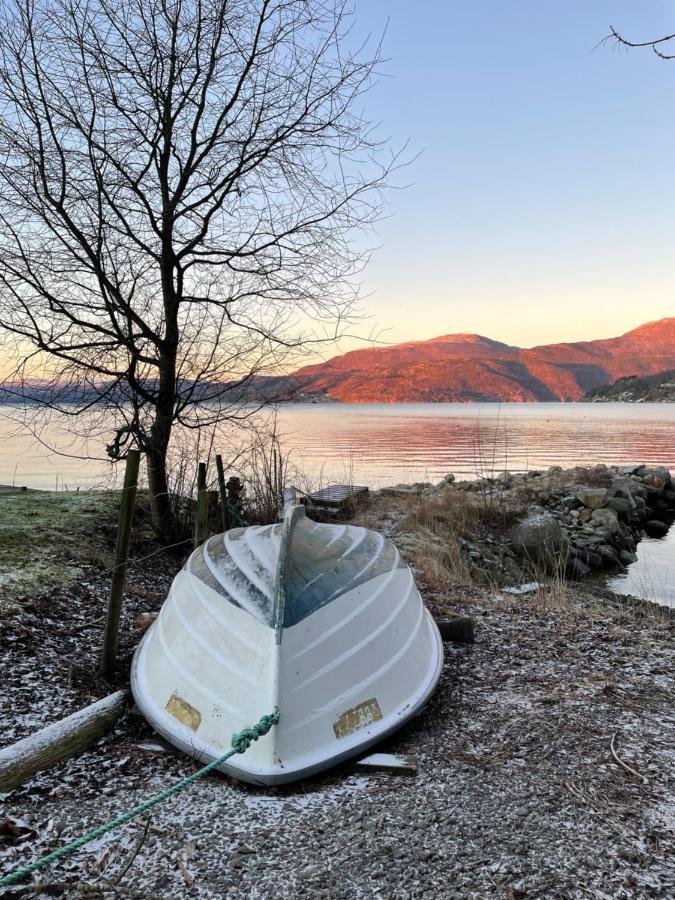 Hotel Nokling & Camping Hjelmeland 외부 사진