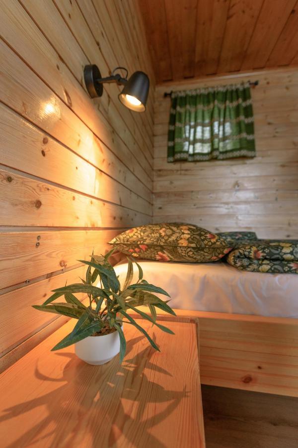 Hotel Nokling & Camping Hjelmeland 외부 사진